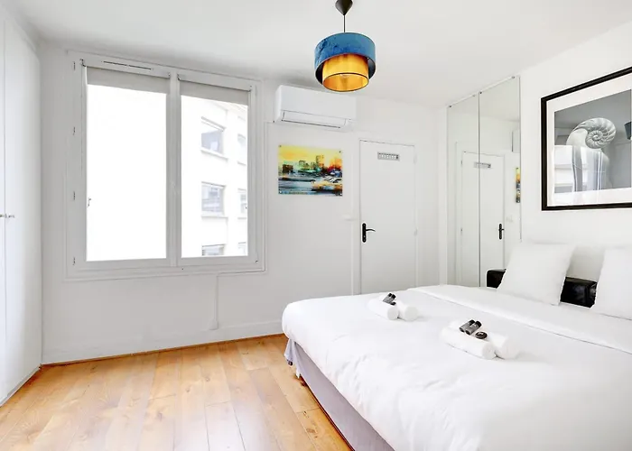 Apartamento Duplex Raffine A Deux Pas De La Tour Eiffel - Avec A-c París