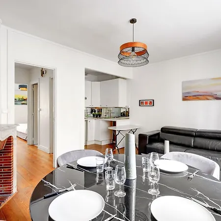 Duplex Raffine A Deux Pas De La Tour Eiffel - Avec A-c 아파트 파리